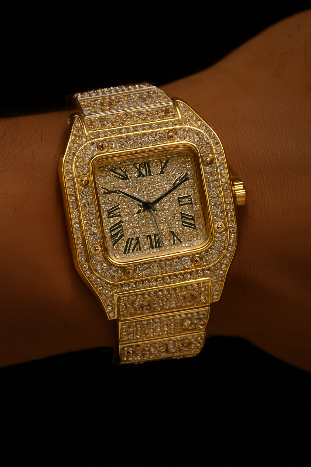 RELOJ CRT DORADO