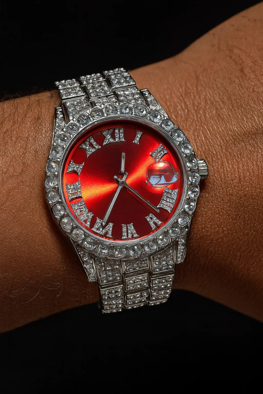 RELOJ ROJO PLATEADO
